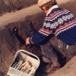 ...Spargelstecher bei der Arbeit