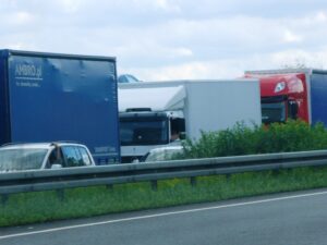 Abstand auf der Autobahn 2