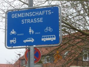 Gemeinschaftsstraße