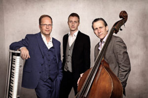 the groove yards bandits